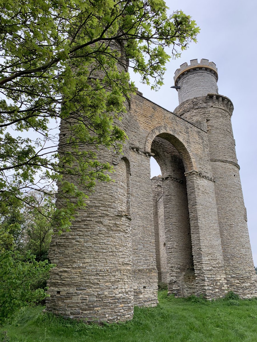 AdeTinniswood's tweet photo. When lovely Adam stoops to folly⦠#Dunstall #RobertAdam #1766 https://t.co/YJIInyHDox