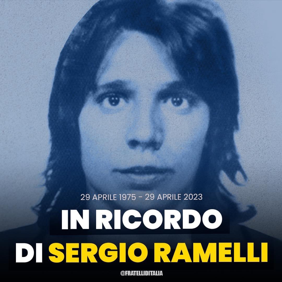 FratellidItalia's tweet photo. 🔵 A 48 anni dalla tragica morte di Sergio Ramelli, giovane militante del Fronte della Gioventù, è per noi sempre vivo il suo ricordo.
Una vita spezzata dall’odio ideologico, ucciso solo per aver avuto il coraggio di condannare l’operato delle Brigate Rosse in un tema scolastico. https://t.co/NRP19Agwm2