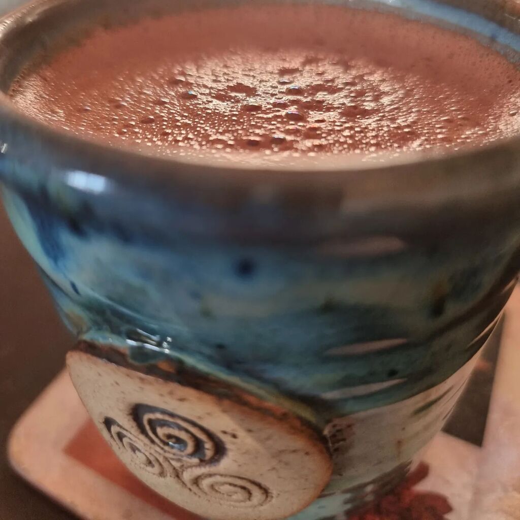 MakeRawChoc's tweet photo. Loving our new ceremonial cups 💖

They will be available to pre-order on our website this week

Our first stock should be arriving  in a few weeks once @wynabbot has finished crafting them

#ceremonialcup #cacaoceremony #ceremonialcacao #criollo #cac… https://t.co/WoiNaJd4Dj https://t.co/ARndtW85BD
