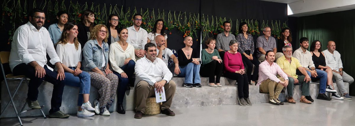 MariaRamonSalas's tweet photo. Equipàs! 23 persones per seguir fent d'Esporles un lloc millor per totes les persones que hi viuen!

Tot està per fer i tot és possible 💚 https://t.co/rblzwnhND6