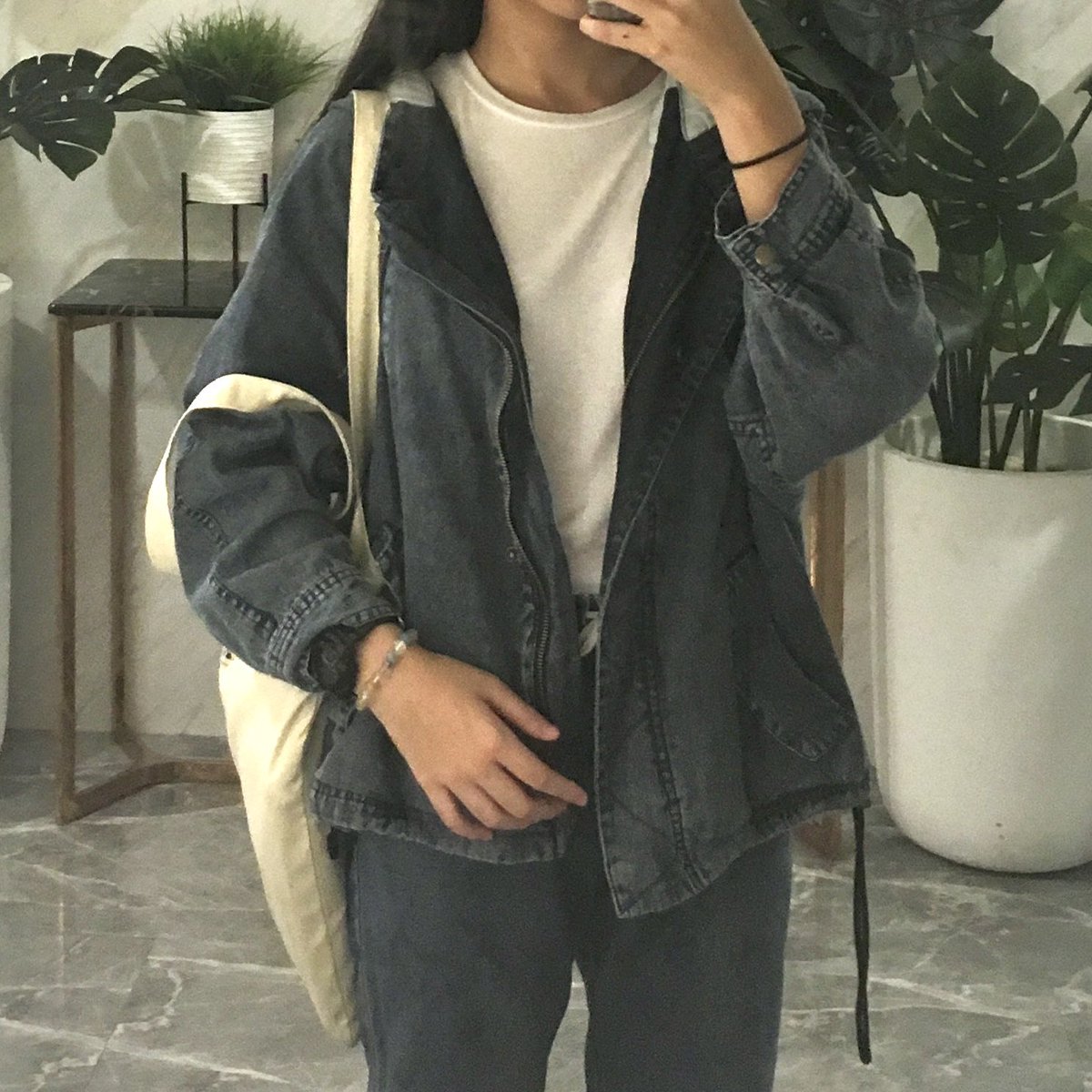 thriftbysister's tweet photo. เสื้อฮู้ดยีนส์ oversize
💸 160฿

— สนใจสอบถามเพ��่มเติมใน dm ได้ค่า —

#เสื้อผ้ามือสอง #ส่งต่อเสื้อผ้า #ส่งต่อเสื้อผ้ามือสองราคาถูก #ส่งต่อเสื้อผ้ามือสองสภาพดี #ส่งต่อhm #ส่งต่อuniqlo #โล๊ะตู้เสื้อผ้า #โล๊ะตู้ #ส่งต่อเสื้อแขนยาว #ส่งต่อเสื้อกันหนาว #ส่งต่อเสื้อยีนส์ https://t.co/dy8ATvV2Uq