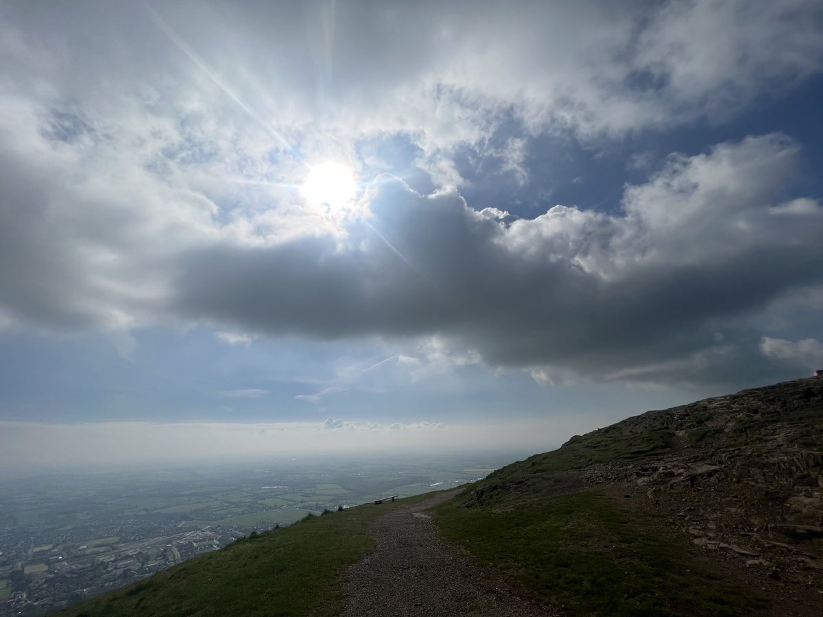 JosieAllan4's tweet photo. #MagicHill #MagicHill Malvern magic. 🌟💫🏆👍 https://t.co/XtiCSqayum