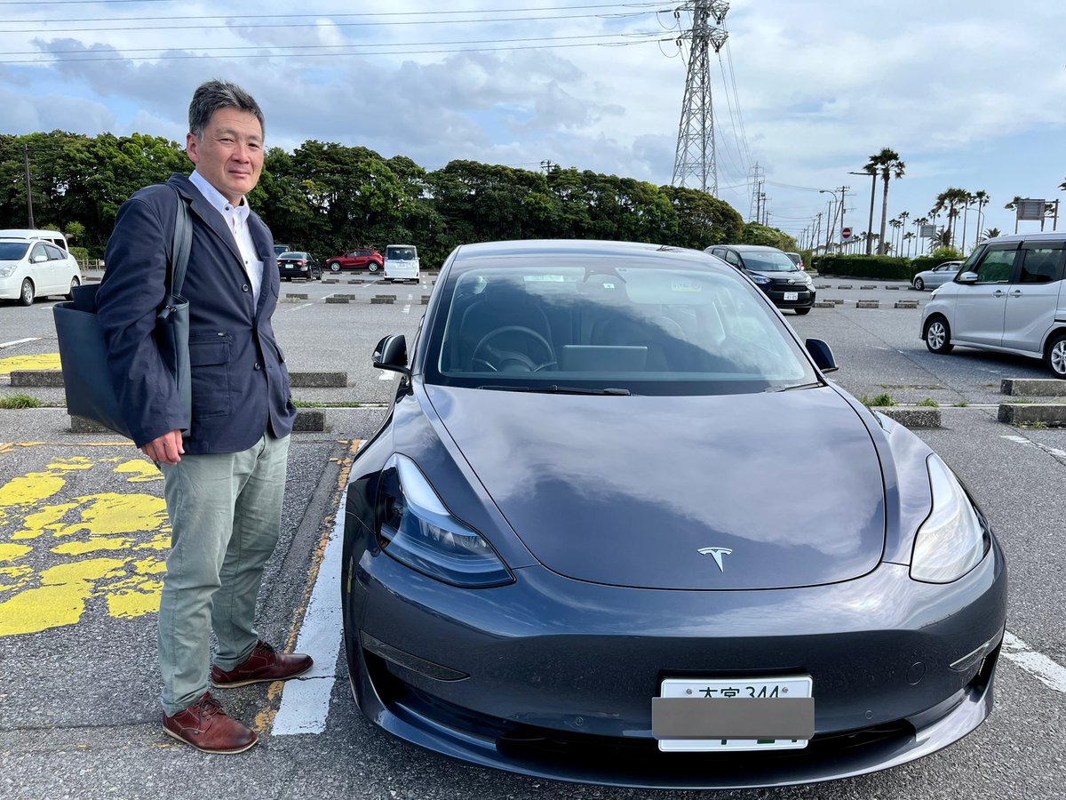 _s_dragon_'s tweet image. 妻と一緒に納車&amp;amp;ドライブ🚙
まだ運転おぼつかない状況の中で、妻とナビとETCが同時に俺に話しかけてきて半狂乱になった😱
アテンザ、さようなら😭
8年間無事故でありがとう。
テスラ、これからよろしく👍
#mazda
#atenza
#TESLA
#モデル3
#千葉フォルニア