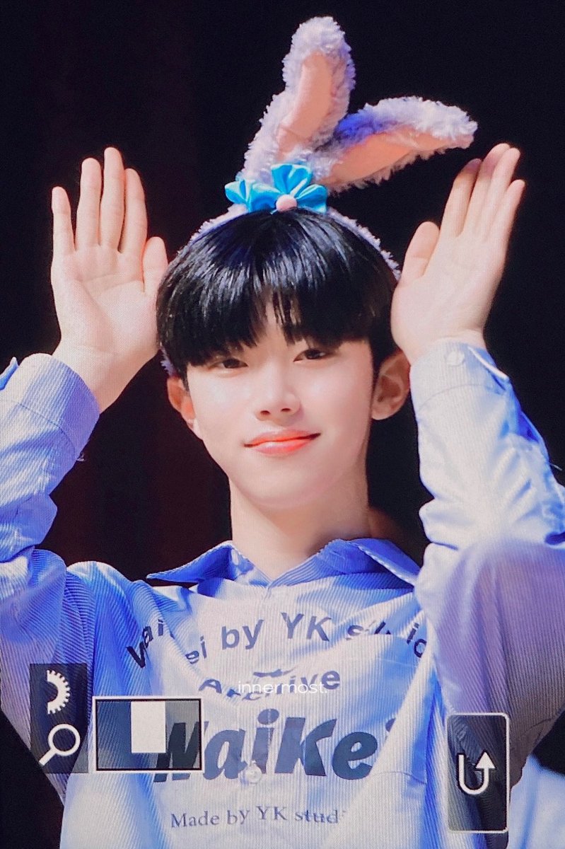 innermosthw's tweet photo. 230429 혀누 ✨ 

#싸이커스 #xikers
#현우 #최현우 #HYUNWOO https://t.co/Tqc7M78lgm