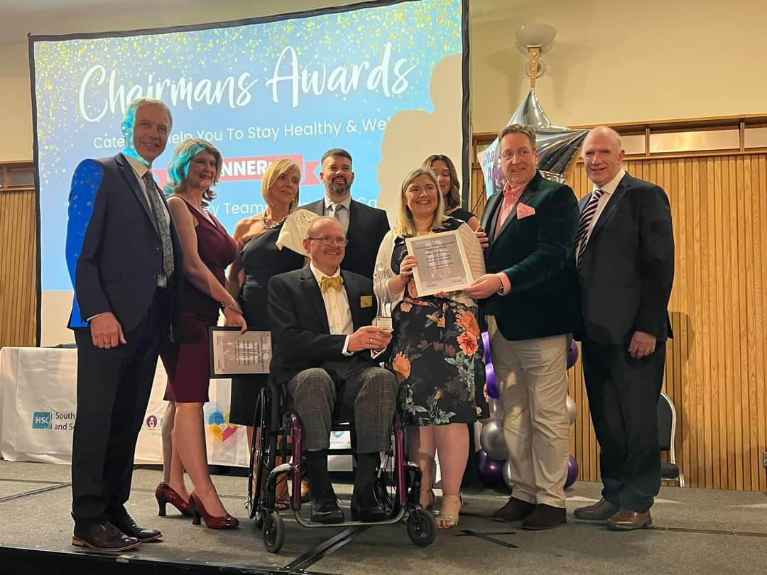 AlanThomsonPT's tweet photo. Proud to work with such a wonderful, motivated and innovative group of people. Fantastic to get recognised for all the hard work and effort everyone has put into improving services within primary care. #setrust #PrimarycareMDT #FCP @aveenpt @CMDickson100 @martymove https://t.co/jYuEiPUuJO
