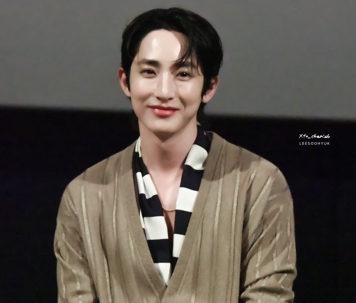 xto_cherish's tweet photo. 20230429 전국제 로스트 GV 고화질🖤 

이수혁 웃는 거 보면
세로토닌 분비 된대요🔥
실제 연구 결과도 있어요

#이수혁 #leesoohyuk #イスヒョク https://t.co/O9rmPCtnhl
