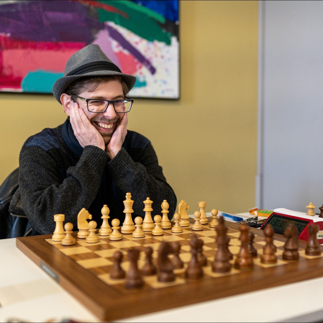 STLChessClub's tweet image. Say hello to our newest Grandmaster in Residence, Denes Boros! Through May 15, you can watch his classes on our YouTube channel and even take a private lesson with him! See more info on our website.
#STLChessClub #GMinRes #chesslesson #chesslecture