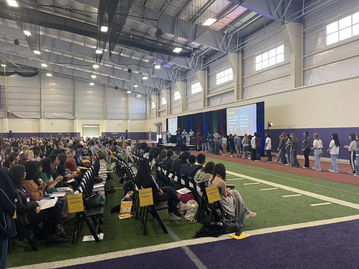 Waiting for the reveal of our Region 13S #GoldSeal artists. <a href="/TXarted/">TAEA</a> #StateVase