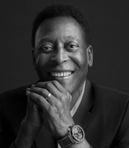 Pelé” foi adicionado ao dicionário de português como um adjetivo. O n