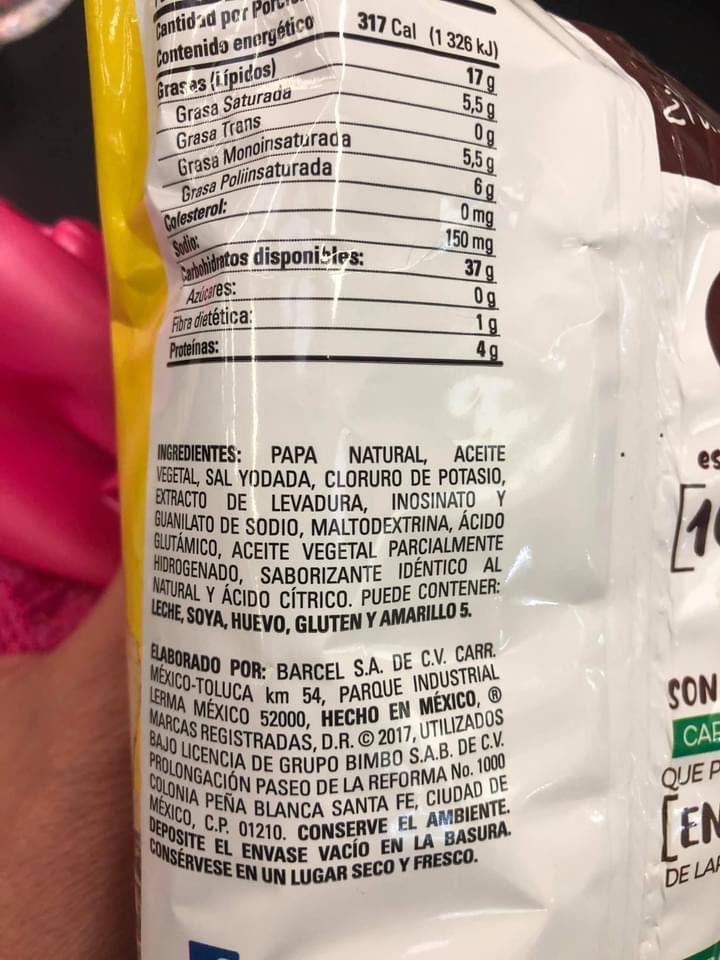 ricardo_perret's tweet photo. Estos son los TRUCOS publicitarios que rayan en el ENGAÑO al consumidor que @profeco tendría que verificar. SAL DE MAR al frente y SAL YODADA al reverso... https://t.co/H6YGxVOCkT
