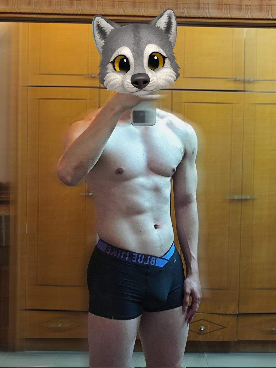 红与黑 tweet media