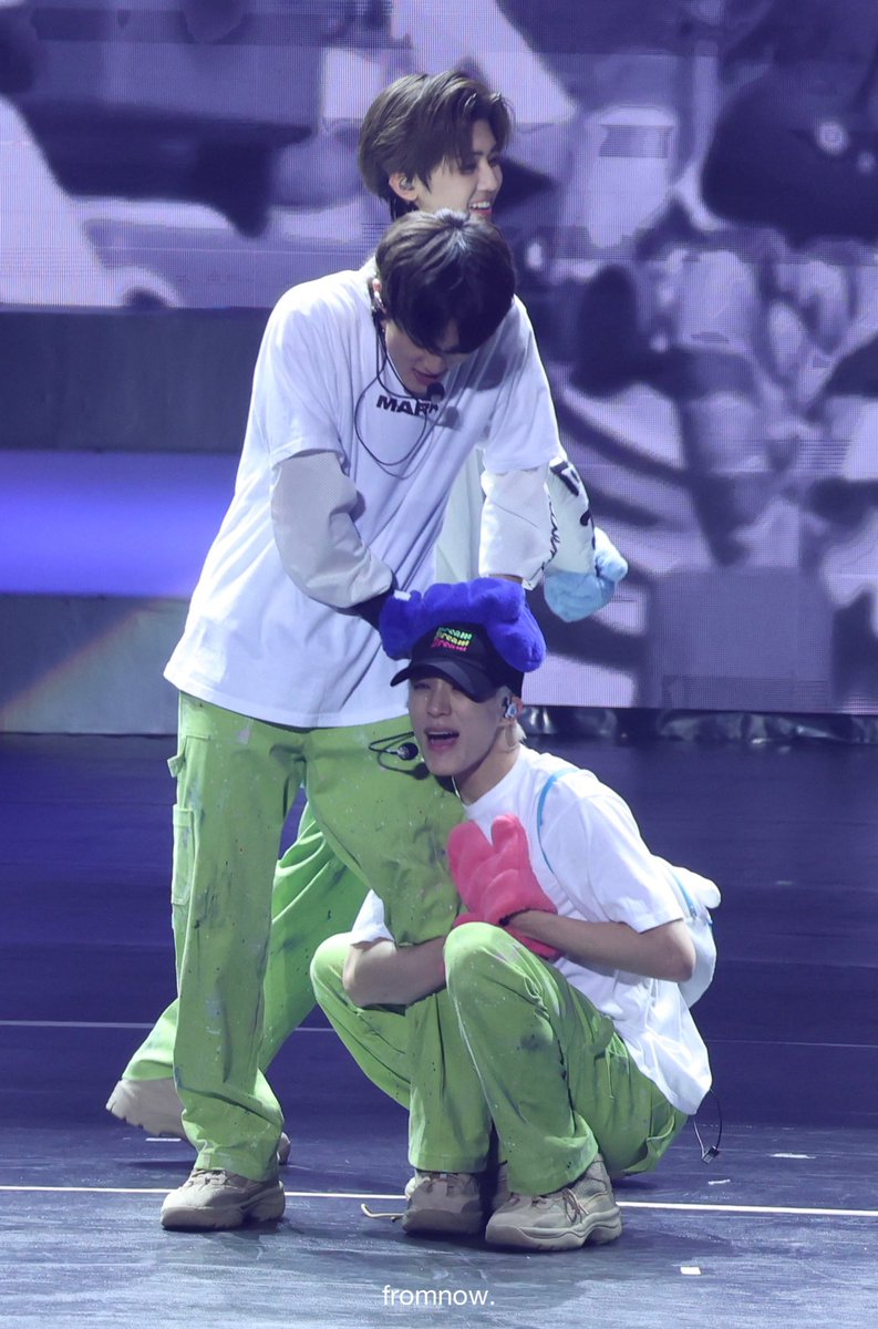 fromnow0423's tweet photo. 230429 TDS2 in Manila Day1 

#제노 #JENO 
#THEDREAMSHOW2_in_MANILA https://t.co/StUbuDnwqM