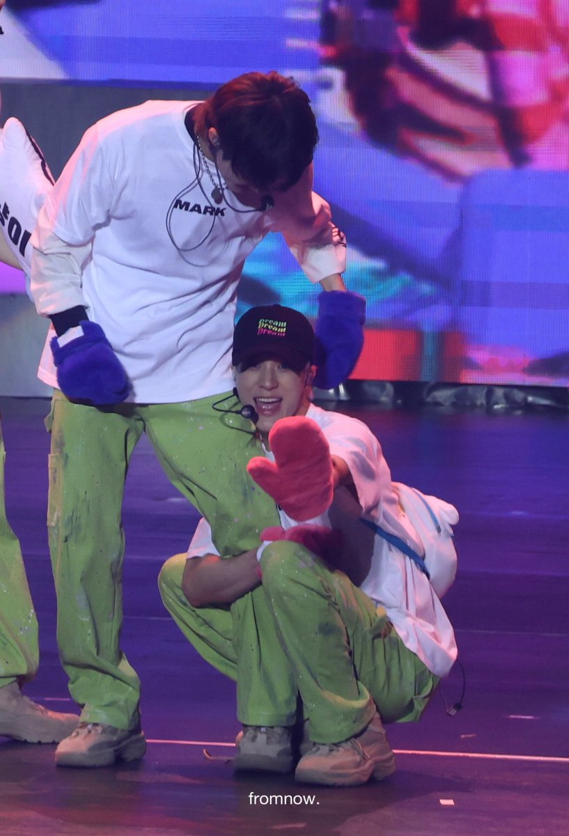 230429 TDS2 in Manila Day1 

#제노 #JENO 
#THEDREAMSHOW2_in_MANILA