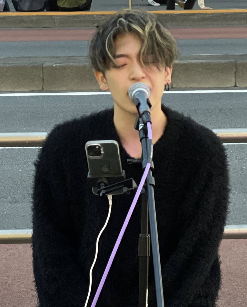 GhFSK22SVc2aXIb's tweet image. Ruonさんのストリートライブin新宿
#Ruon