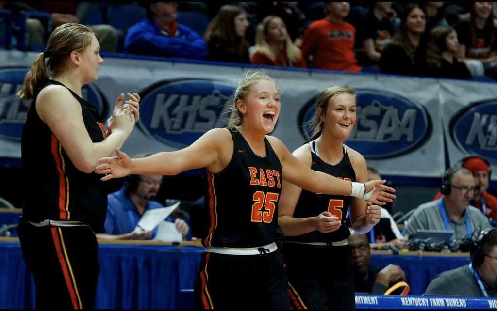 ChrisStallings2's tweet photo. Charger Nation let’s all wish former Lady Charger Kennedy Griffin a Happy 21st Birthday today https://t.co/2tylGOPOIQ