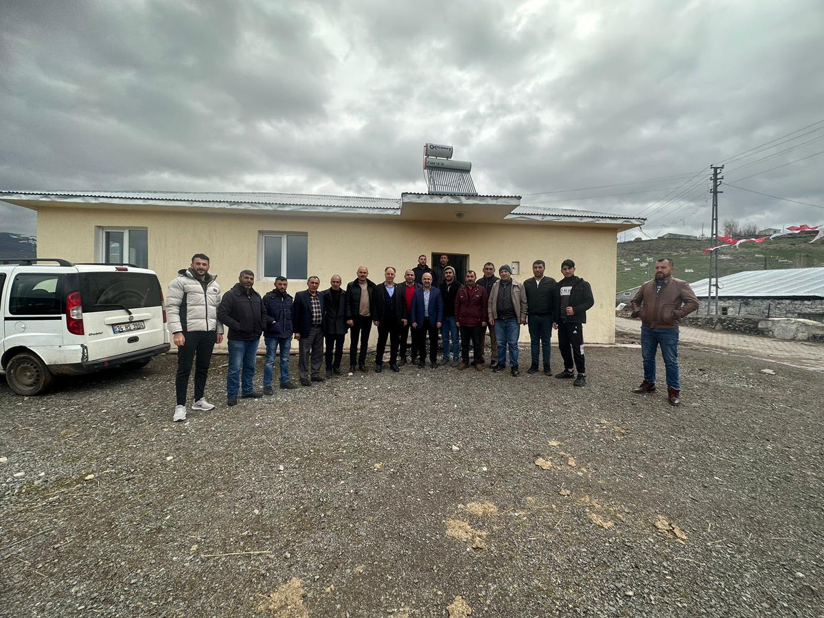 FatihGman's tweet photo. 📍BOZKUŞ KÖYÜ 

Gönüllere dokunmaya devam ediyoruz.

Sıcak ve hoşgörü ile bizleri karşılayan köy halkımıza teşekkür ederim. https://t.co/Jqalm0pTVQ