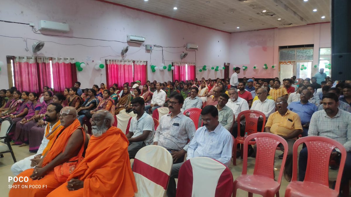 On the occasion of"WORLD VETERINARY DAY, collector Balasore distributed cheques to Gosalas,SHGs for financial assistance. Enterpreneurs &amp; best BVO/ VAS/ AVS &amp; LI/VT of Balasore were felicitated for their remarkable performances in veterinary sector.<a href="/dahvsodisha/">Directorate of AH&VS Odisha</a> <a href="/CMO_Odisha/">CMO Odisha</a>