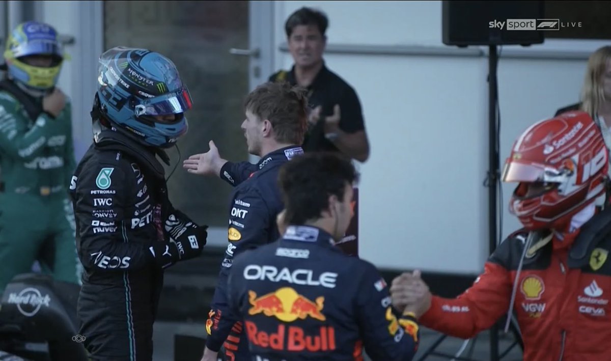 Max and George arguing, meanwhile Checo and Charles 😆 #AzerbaijanGP