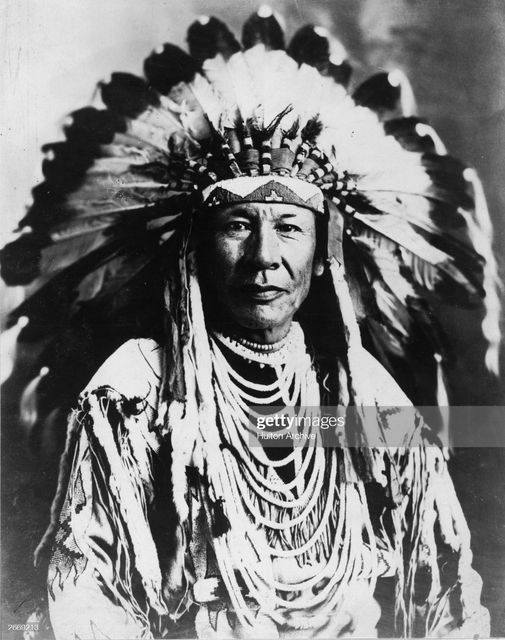 Indigenous28401's tweet photo. Chief Duck of the Native Blackfoot tribe https://t.co/je6bhWomYb