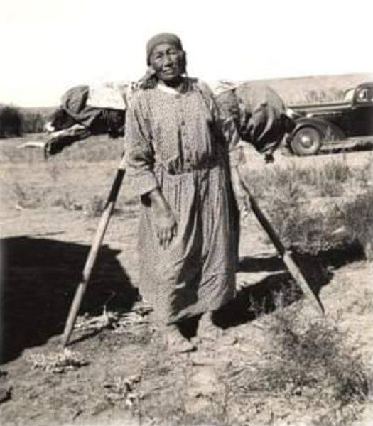 Indigenous28401's tweet photo. "When you pray for others, tunkasila hears you and blesses them.
Sometimes, when your safe and happy, remember that someone has prayed for you." https://t.co/EaNEA26r4v