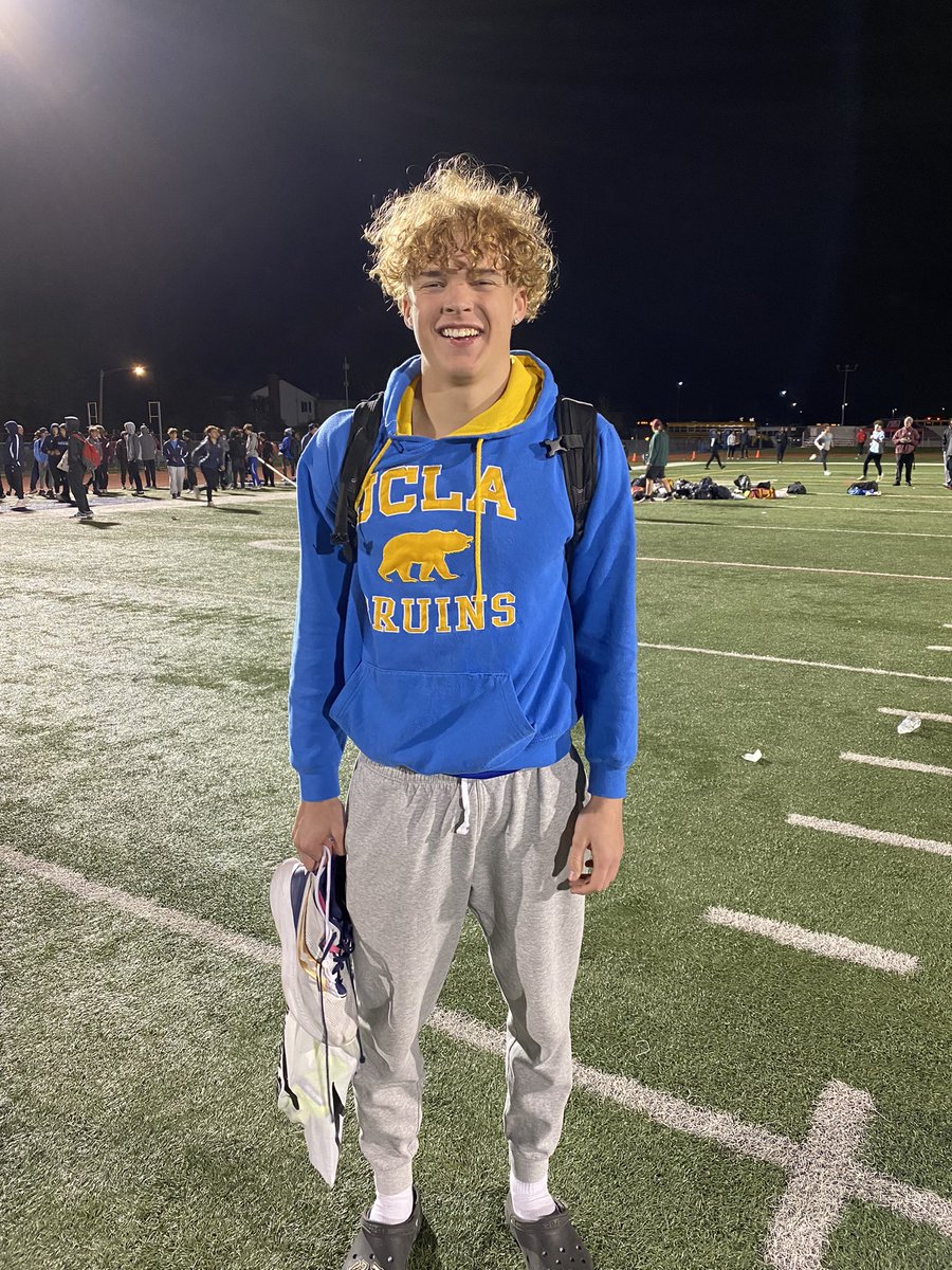 HEHSBoysXC_TF's tweet photo. Liam Patrick (Soph.) ran a season-best 53.61 in the 400m Dash last night and took 16th overall!  Last year, he had taken 25th.  Excited for Liam! 🔥🔥🔥 https://t.co/RgpDaTLeCF