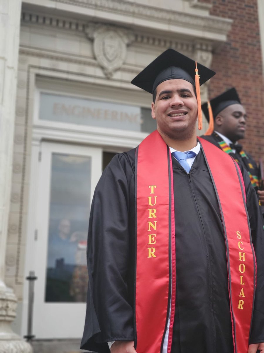 CosteMaximo's tweet image. ¡Felicidades hijo! Un logro tuyo, es un logro nuestro.