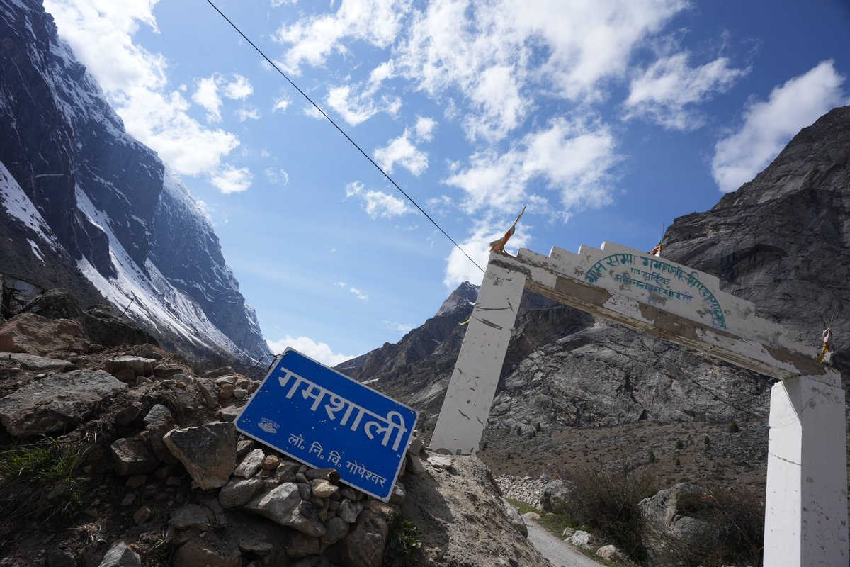 CLAW_Global's tweet photo. The team has reached our advance base in Gamshali, Uttarakhand.
Over the next six weeks, the participants will learn and incorporate new advanced skills and techniques in mountaineering, survival, emergency medicine, navigation, and self defence. https://t.co/WihvWpSHNd