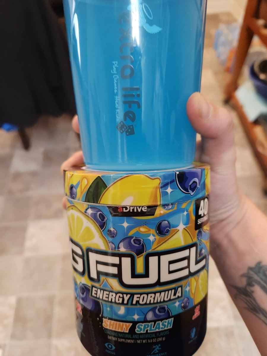 painkiller_jenn's tweet photo. Happy happy Saturday Crew! Hope you all have an adventurous day today! Hope your sails guide you someplace happy! @GammaLabs @GFuelEnergy Shiny Splash for the win today and you know I have to rep @ExtraLife4Kids ๐ฅฐ
#poweredbygfuel #GFUEL #goodmorningcrew
#piratecaptain https://t.co/HOJRuPfgZB