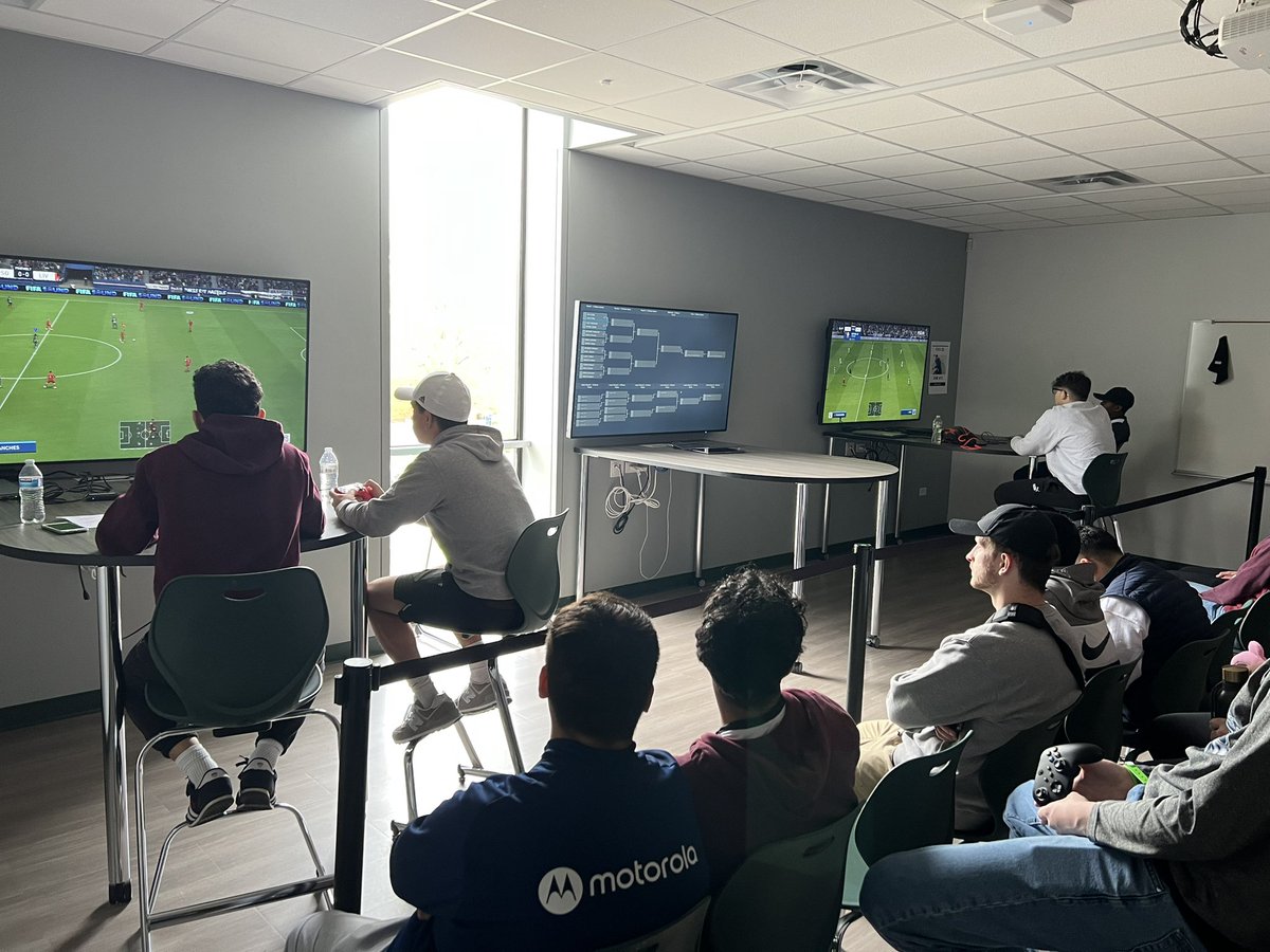 Zeez19's tweet photo. Ramon Rios of @JcaAthletics eSports is Live at @IHSA_IL eSports State Finals in @EASPORTSFIFA https://t.co/RhuNyK269w