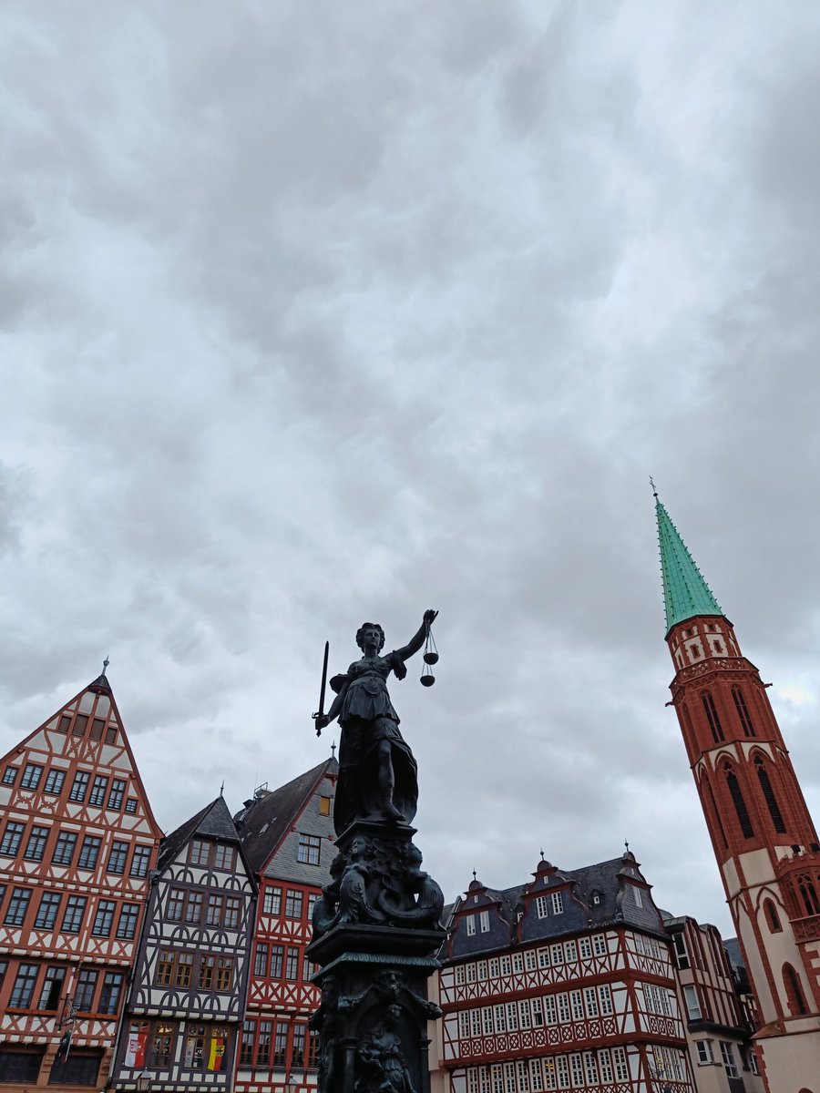 Roadtriptofire's tweet image. #helloFrankfurt #firemovement #keeptravelling