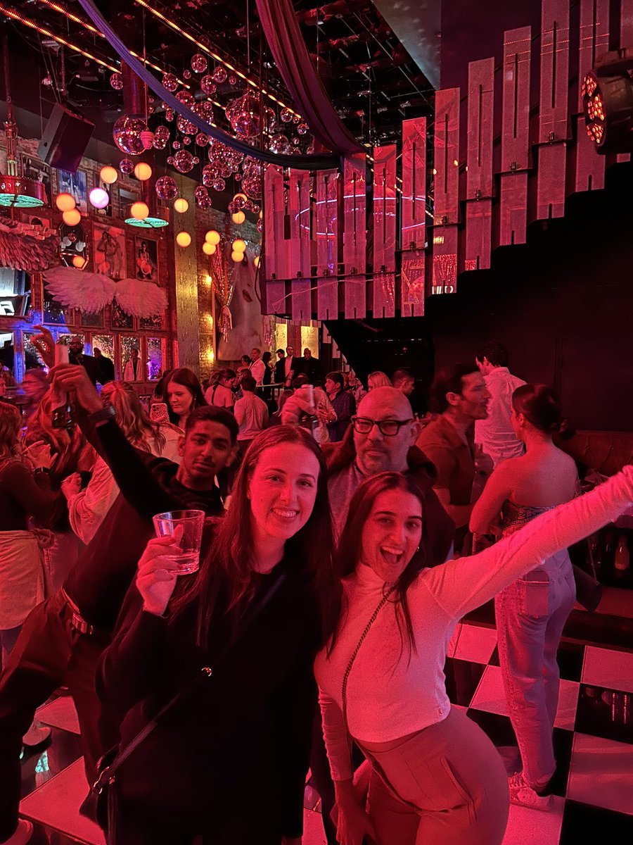 ThomasMoyer's tweet photo. Fun at the #amasummit in Chicago @AMASanFrancisco #marketing https://t.co/pWXMW3UkKk