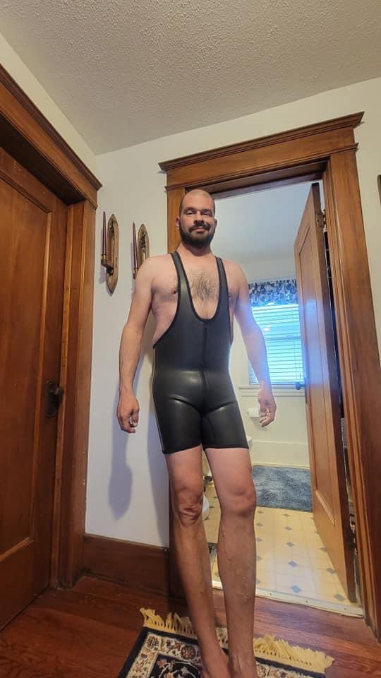 slave ric. ✈️ CLAW 2026 tweet media