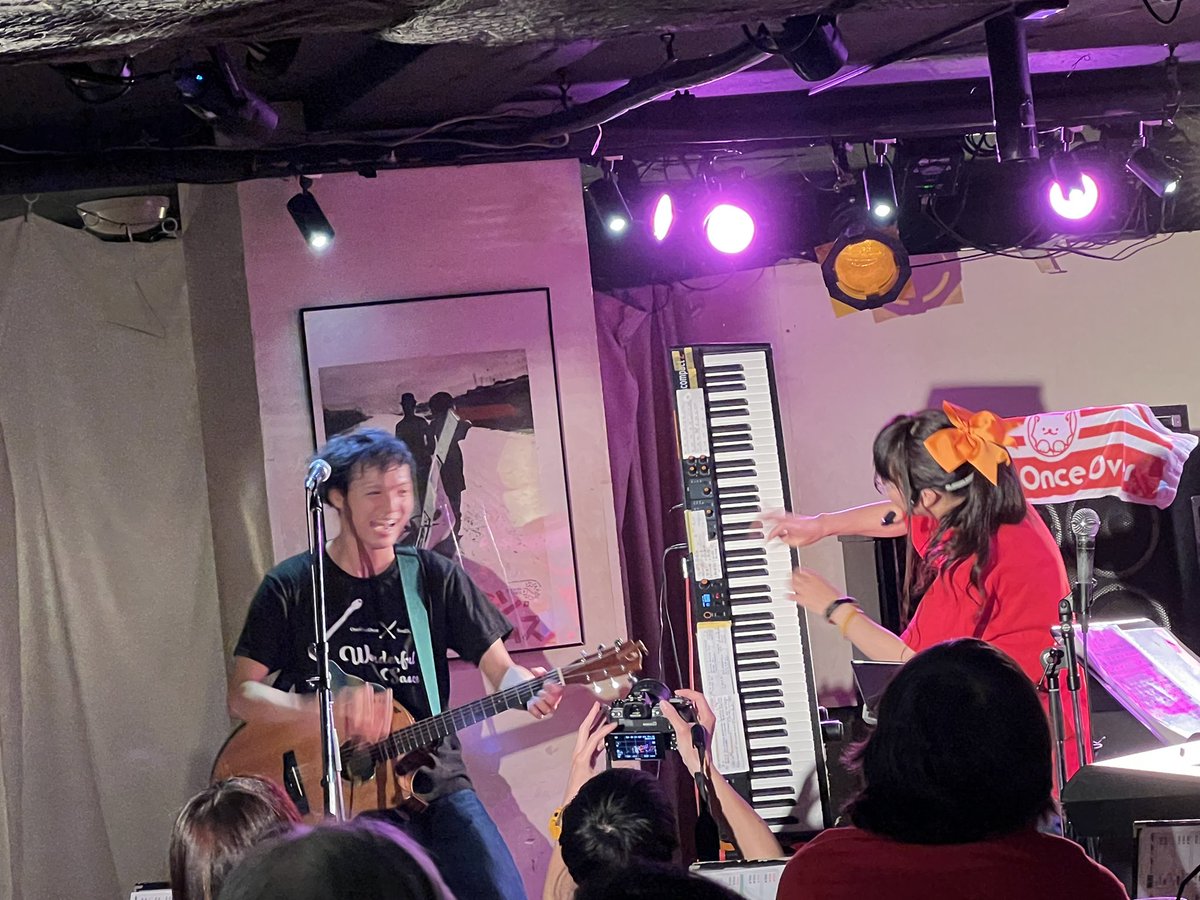 youhei_smile's tweet image. 今日は、ココ！
京都モダンタイムス

３週間振りのOneOnceOver👏👏👏
そして、ソウルソウスとの共演も！
初めての場所！バンドライブ！
楽し過ぎました✊

#OneOnceOver
#ワンワン
#京都モダンタイムス