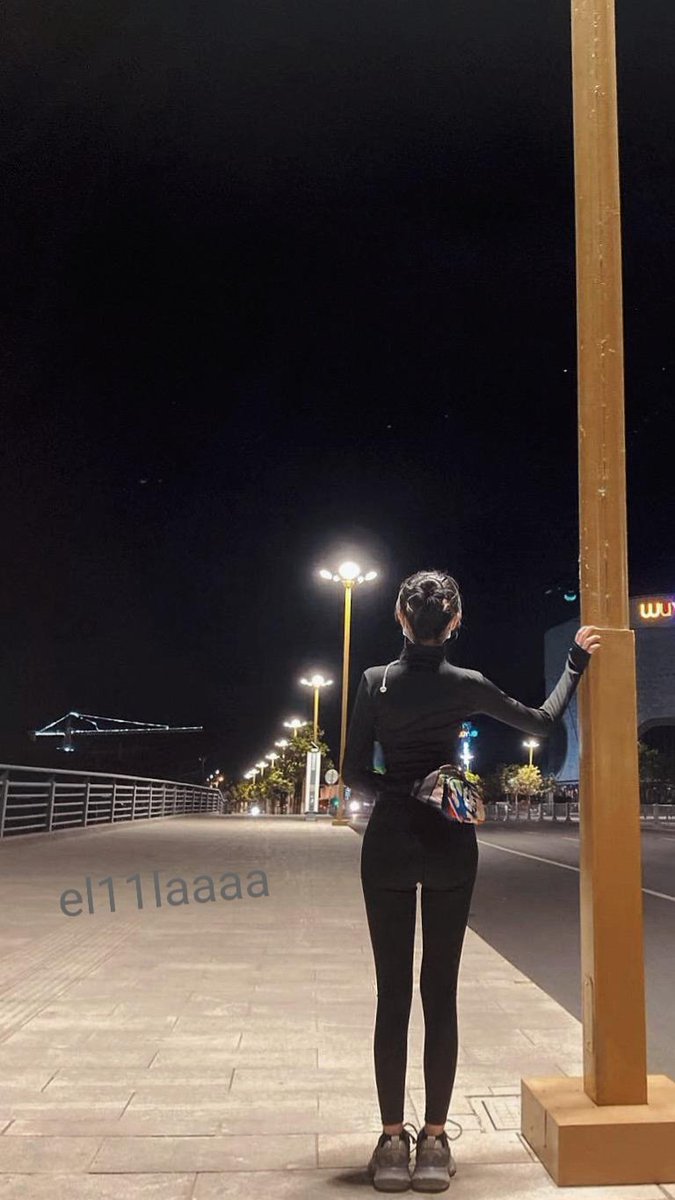 el11laaaa's tweet photo. 夏天要来了该减肥了. #御姐 #反差 #健身 https://t.co/Dtu12k19ZL