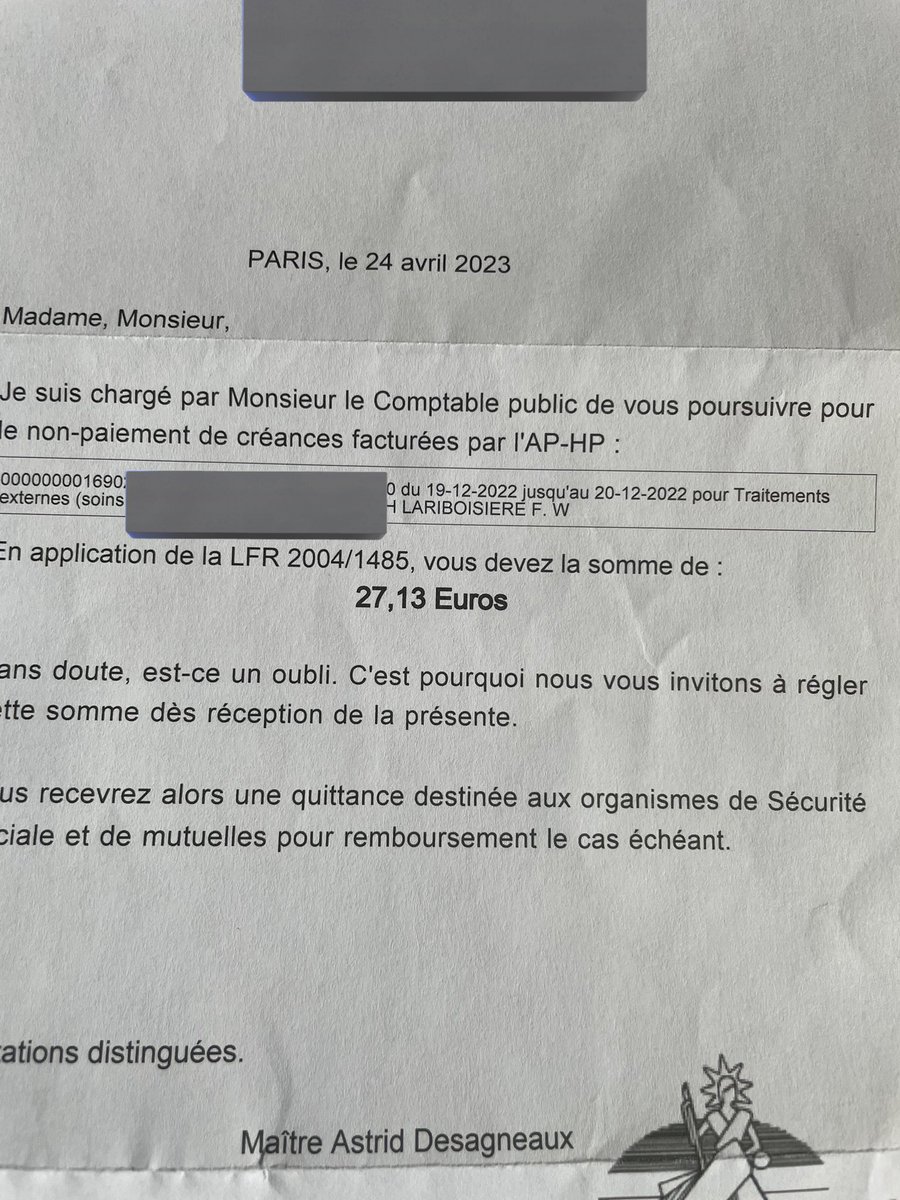 Eaziza's tweet photo. .@APHP pas mon meilleur souvenir de la grippe ce malaise qui m’a conduit aux urgences juste avant Noël, mais en plus malgré la carte vitale fournie vous passez par huissiers pour vous faire payer 4 mois après ?! Vous pouvez pas au moins vous simplifier ce problème ?! https://t.co/s6593hkWG3