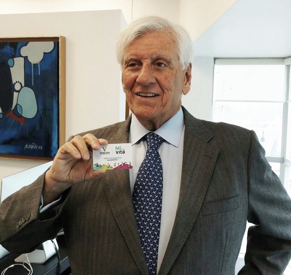 diputadonaranjo's tweet photo. Es preocupante observar a autoridades como el FISCAL NACIONAL que con su conducta esta sembrado una rebelión social en el país.Este criterio de justicia para ricos y pobres. Sr VALENCIA van 2.496 horas y ud groseramente ayudando a sus amigos.Que pretende.Salió peor que ABOTT. https://t.co/tBNJk9vLLj
