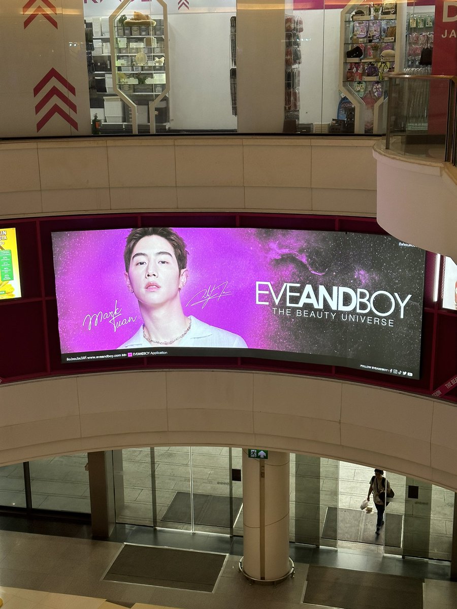 PuMpUy_P2P's tweet photo. #eveandboyxmarktuan #shiningtheiniverse #ebglobalembassador #MarkTuan https://t.co/4ZPpPjTGvF