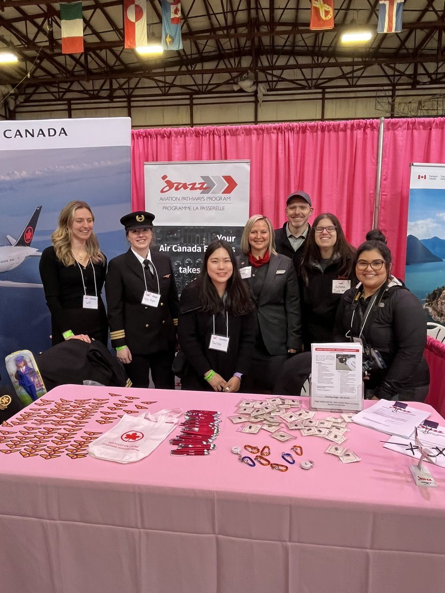 GirlsTakeFlight's tweet photo. @jazzaviationlp https://t.co/OIb0IcquHv