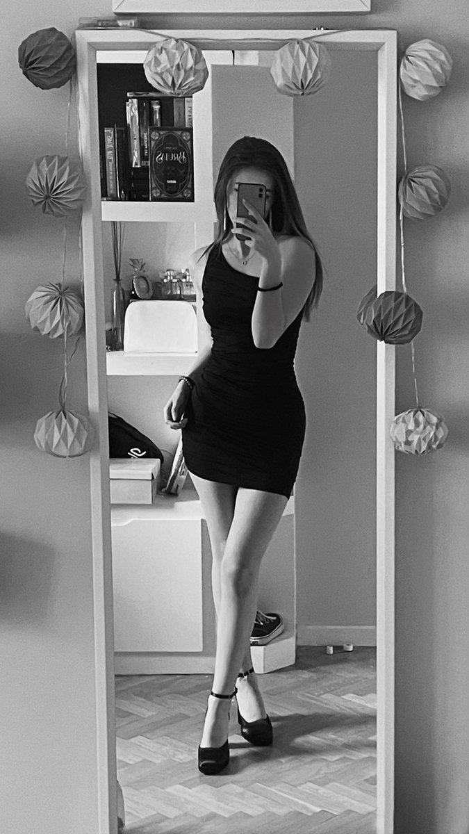 𝖎𝖗𝖊𝖓𝖊 tweet media