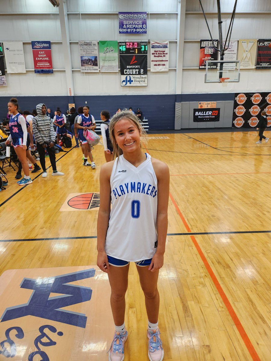 ROCKSpringClass's tweet photo. 16U/17U Final:

@WIPlaymakers - 46

@CrushBasketbal3 - 31

Eli O’Keefe (@elliokeefe12) - 16pts

Brooklynn Birt - 13pts

#GirlsROCK https://t.co/IisYXH7dbt