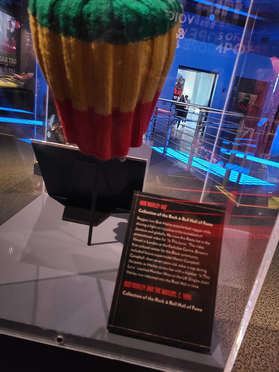 swandixie's tweet photo. Bob Marley's hat at the Rock n Roll Hall of Fame. @radiomville @JDSpradlin @ReneeAdamsDJ https://t.co/CTS7mkls4j
