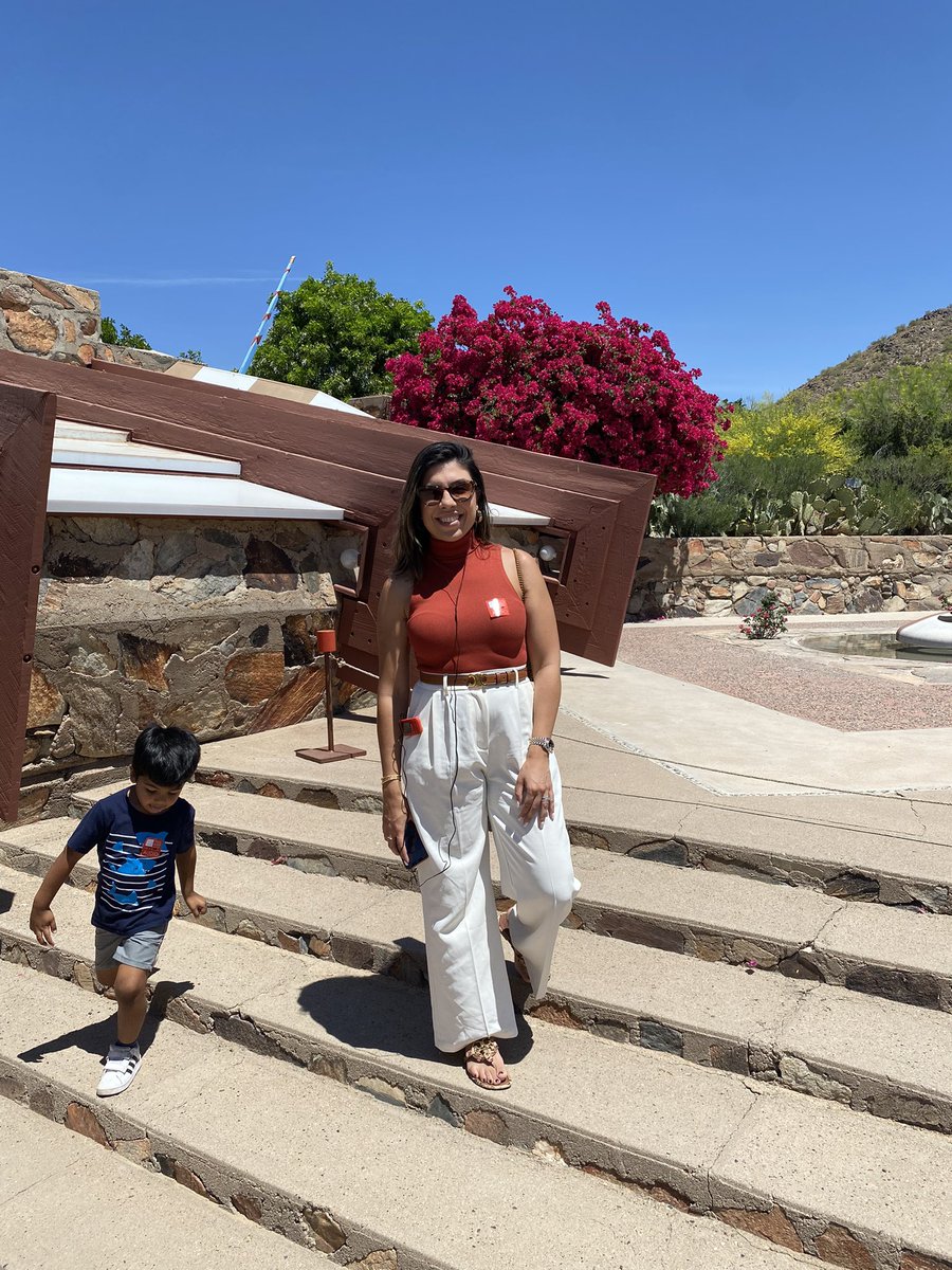 drparekattil's tweet image. “Kinship of Building to the Ground. In any and every case, the character of the site is the beginning of the building that aspires to architecture.” Really touched by @taliesin.west #frankloydwright amazing to see elements of Frank Loyd Wright in much of today’s architecture