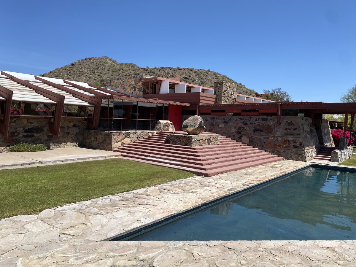 drparekattil's tweet image. “Kinship of Building to the Ground. In any and every case, the character of the site is the beginning of the building that aspires to architecture.” Really touched by @taliesin.west #frankloydwright amazing to see elements of Frank Loyd Wright in much of today’s architecture