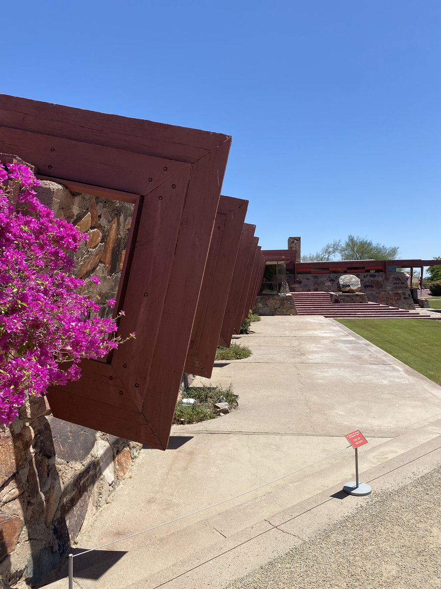 drparekattil's tweet image. “Kinship of Building to the Ground. In any and every case, the character of the site is the beginning of the building that aspires to architecture.” Really touched by @taliesin.west #frankloydwright amazing to see elements of Frank Loyd Wright in much of today’s architecture