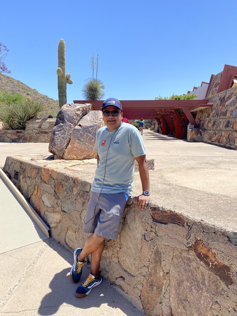 drparekattil's tweet image. “Kinship of Building to the Ground. In any and every case, the character of the site is the beginning of the building that aspires to architecture.” Really touched by @taliesin.west #frankloydwright amazing to see elements of Frank Loyd Wright in much of today’s architecture