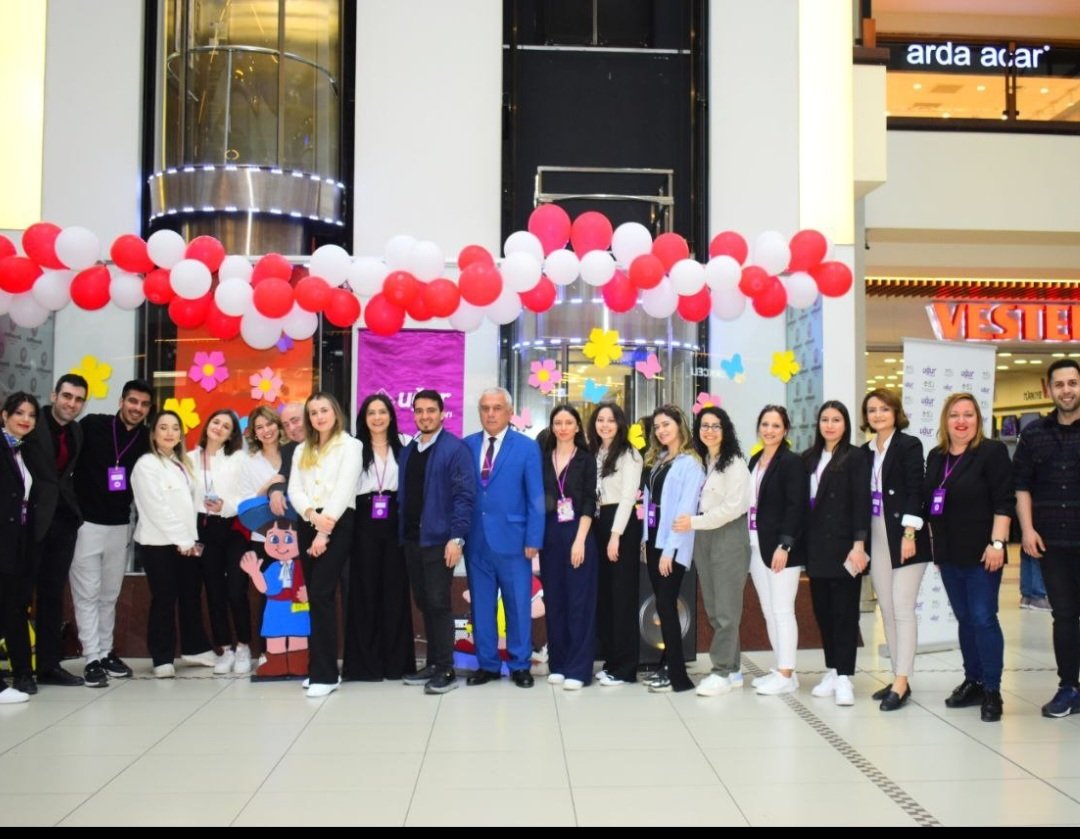 23 Nisan kutlamaları 🇹🇷
Değerli Sefaköy halkı, gösterilerimizi <a href="/ArmoniPark/">ArmoniPark</a>
Avm'de izledi🌸🍀💐

#ugurokullari

<a href="/MutluKocagra/">Mutlu Koçağra</a> 
<a href="/BanuSagun/">Banu Sagun</a>