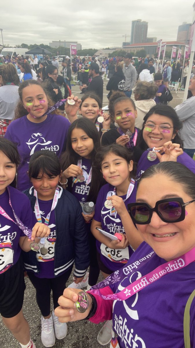 dianaya01's tweet photo. Our girls had a successful and fun 5K run! Thank you to @GOTRHouston for providing such an awesome program! Our girls love it and so do I! Can’t wait to do this again next year! #gotrh #gilrsrun #whorunstheworld #girls @Deanda_HISD https://t.co/CB4DLMFeEe