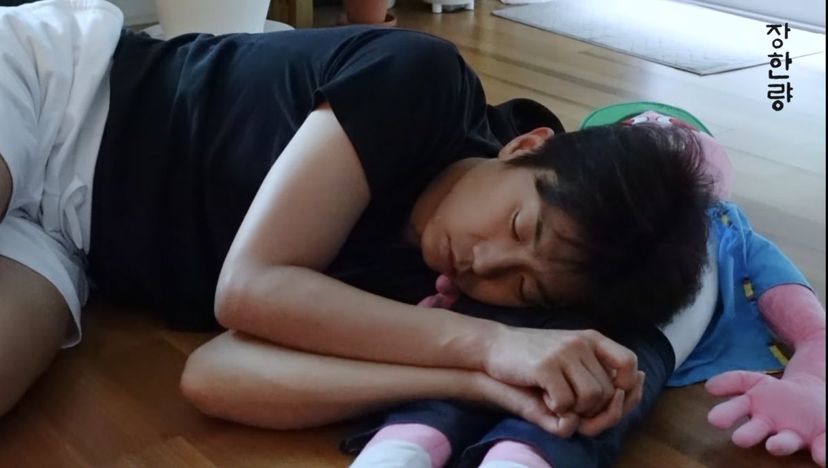 woo04_30's tweet photo. #나의판타지_장우영생일축하해
#HAPPY_WOOYOUNG_DAY https://t.co/Nqdkv9cIDM