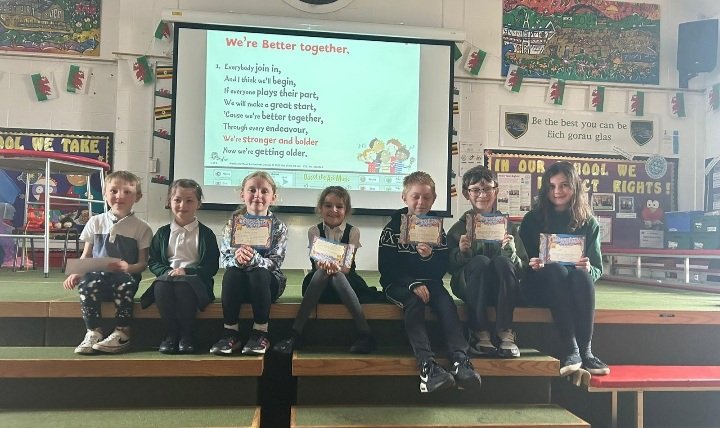 Congratulations to all our pupils receiving their Head Teacher Pupil of the Month certificate. Fantastic role models. 👏