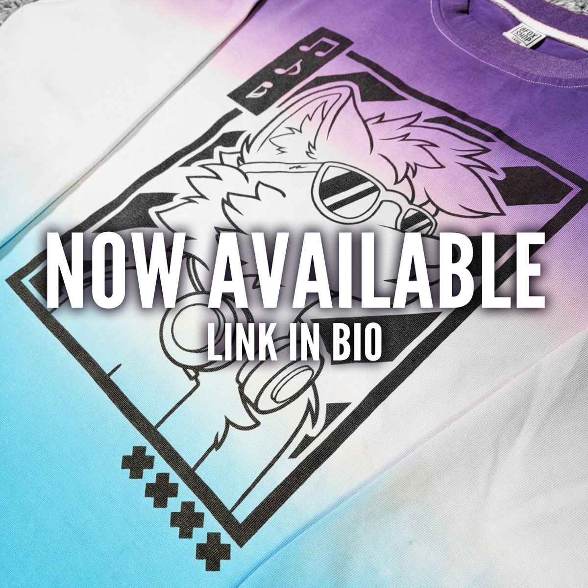 0foxShop's tweet photo. Ready for Summer? The Gradient Long Sleeve sure is 😎

- Dip dyed long sleeve T-Shirt
- Premium heavyweight 100% cotton
- Dope print

Now available. https://t.co/saKAT0RKAK